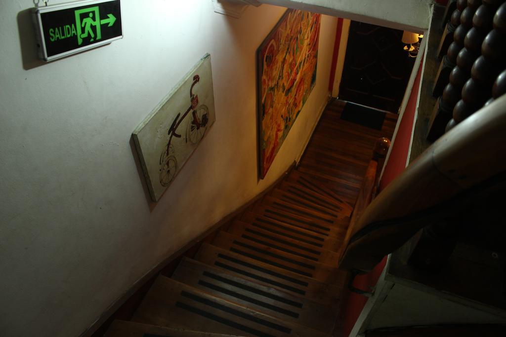 Don Santiago Hostel المظهر الخارجي الصورة